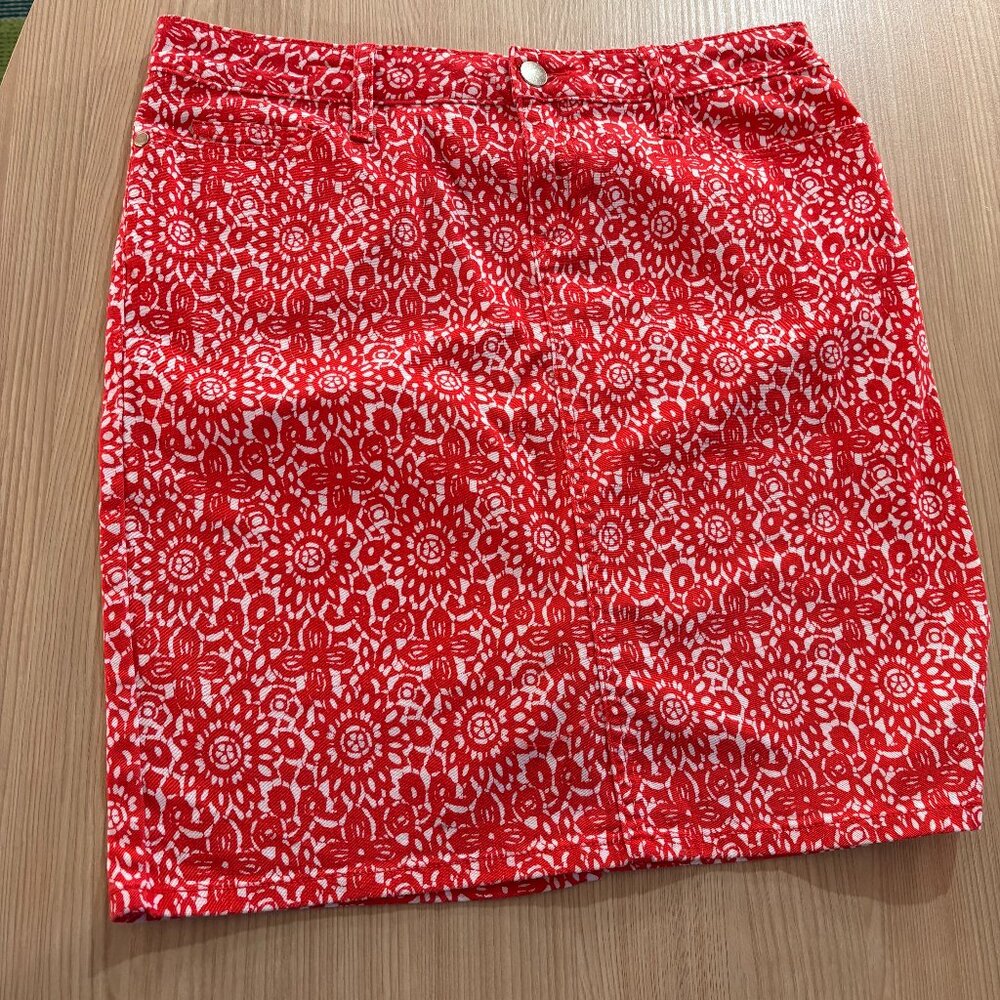 Josephine Sport Skirt 6 Red and White Floral Print Zip Fly Cotton Spandex Blend